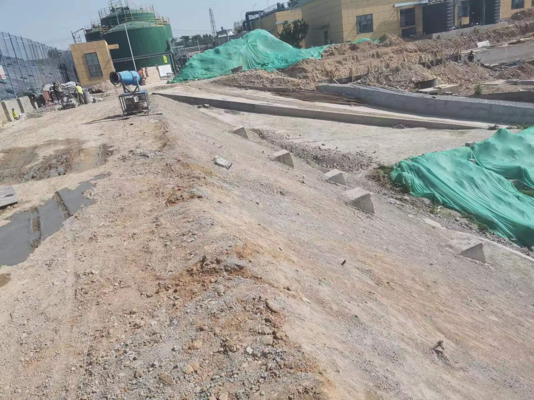 万城镇岩石基础灌浆帷幕灌浆