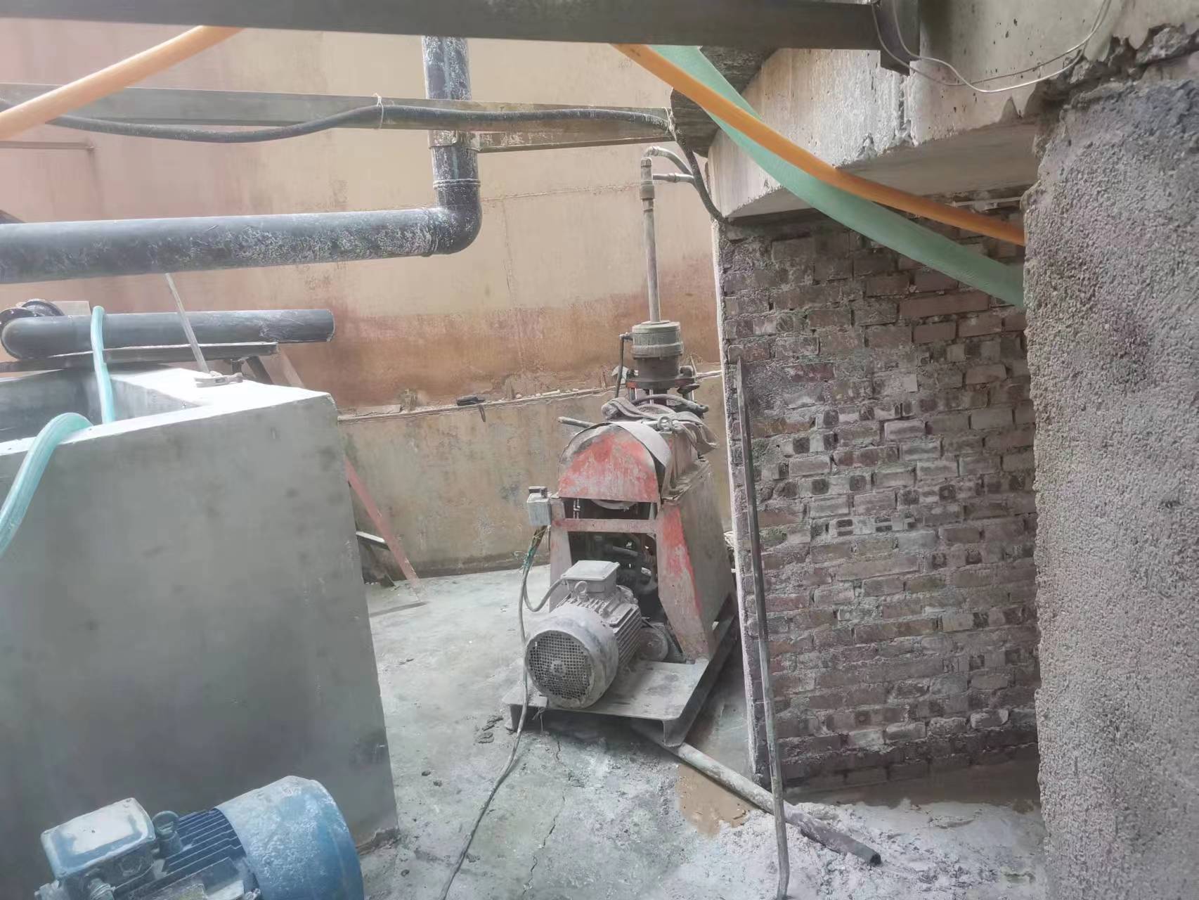 万城镇厂房基础注浆